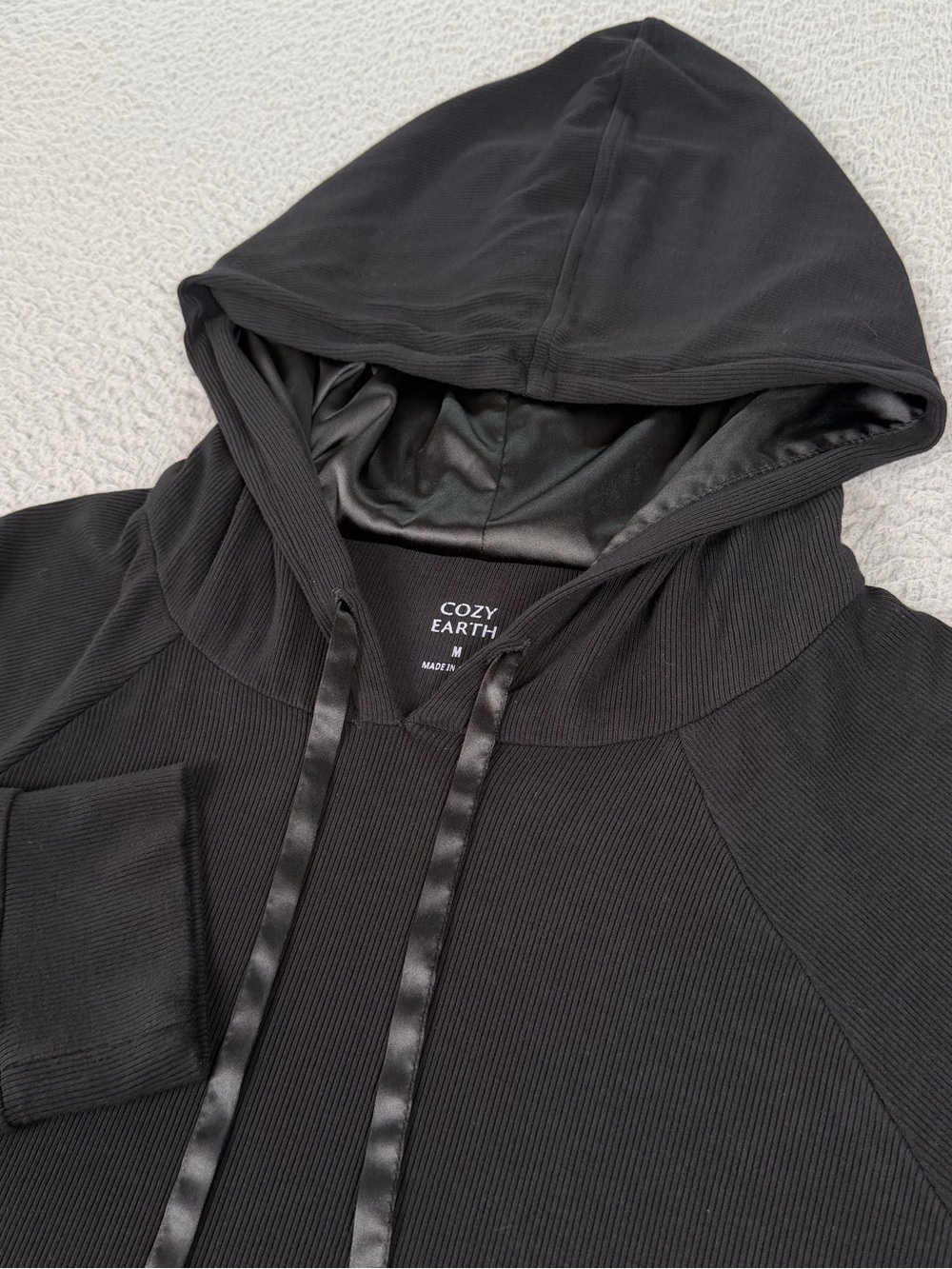 Cozy Earth Hoodie Womens Medium Black Sweatshirt Ribbed Soft Bamboo Comfort